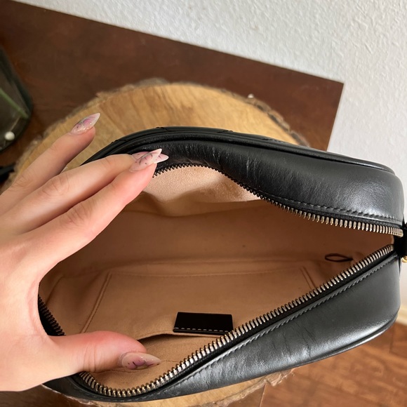 GG Marmont Small Matelase Shoulder Bag - Picture 3 of 4